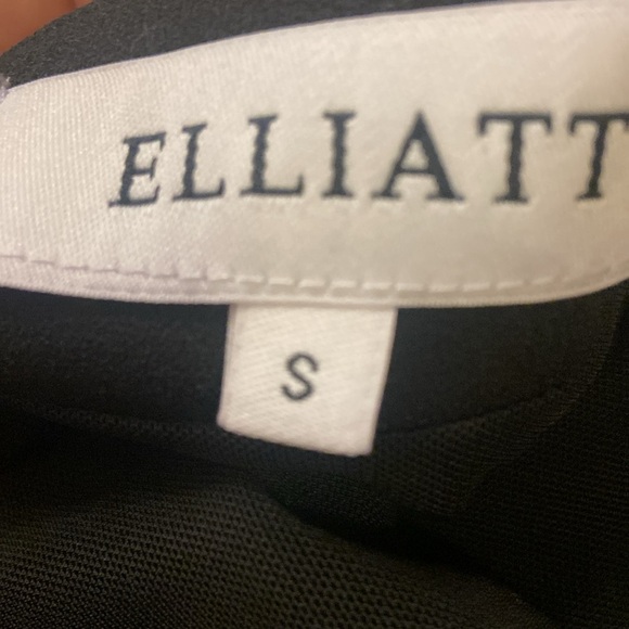 Elliatt Victoria Bodycon One Shoulder Mini Dress Asymmetrical Hem in Black Small - Picture 5 of 5